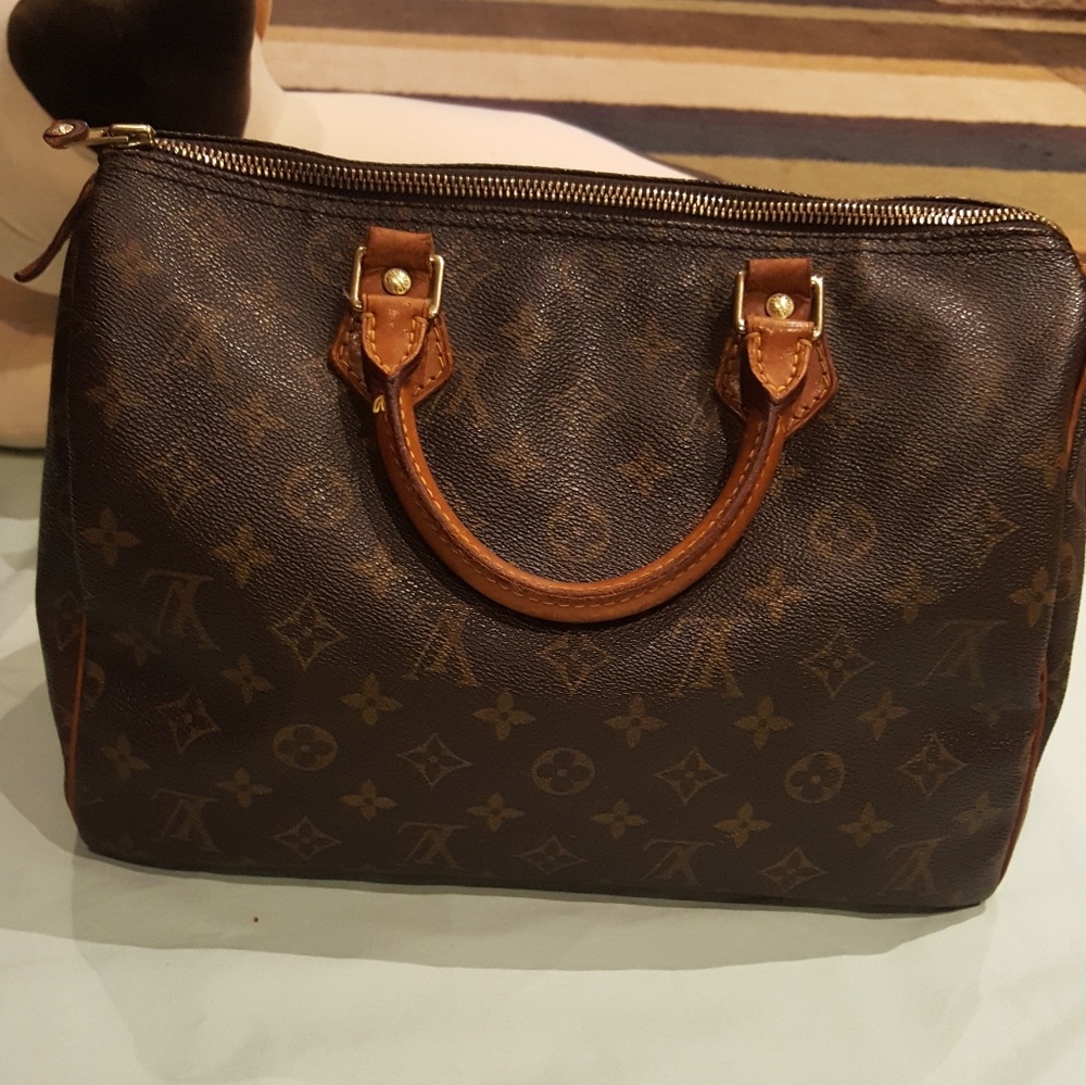 Authentic Louis Vuitton Speedy 30